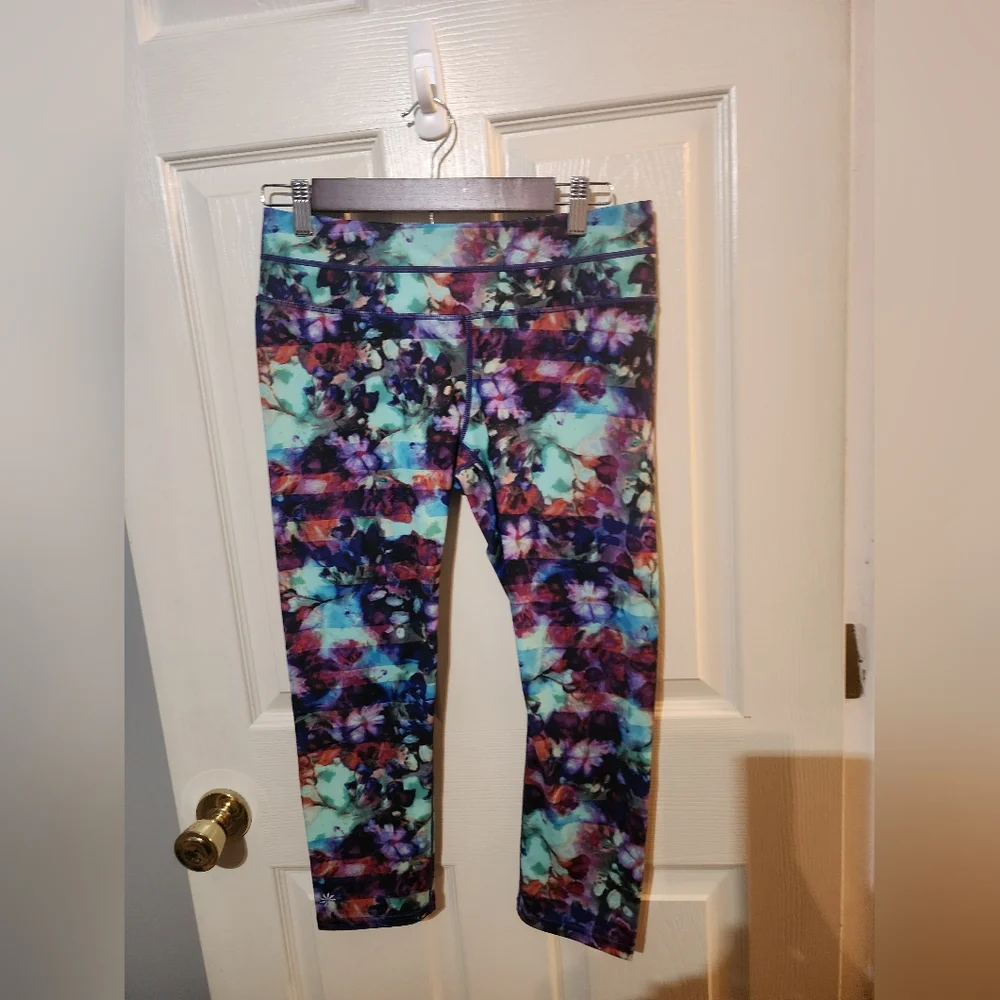 Athleta Multicolor Capri Leggings - Picture 2 of 4